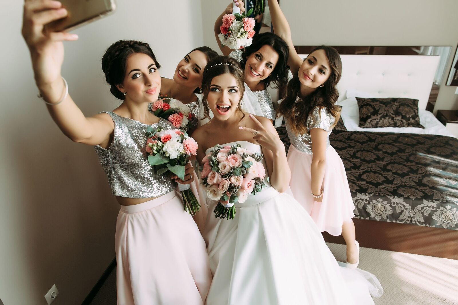 bride-and-bridesmaids-social-media