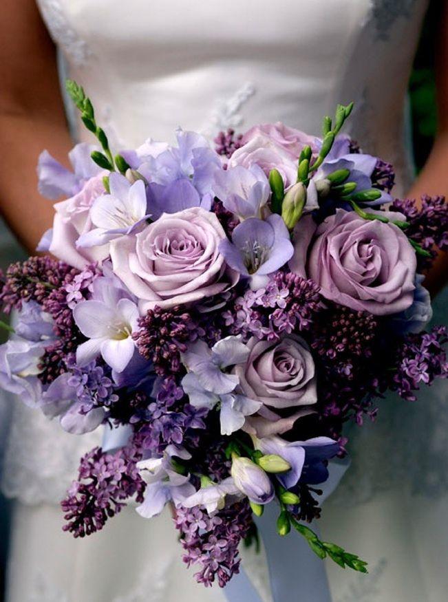 Hot wedding trend 2018 - let the purple reign
